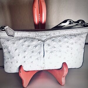 Vintage Dooney & Bourke White/Red Ostrich Embossed Zip-Clutch, Wallet, Wristlet